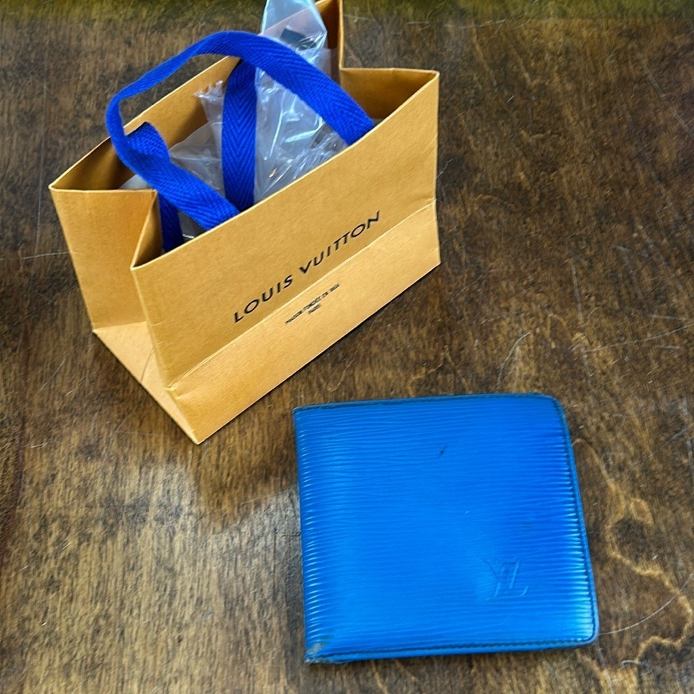 Louis Vuitton Blue Epi Leather Marco Bifold Wallet Authentic with Shopping Bag
